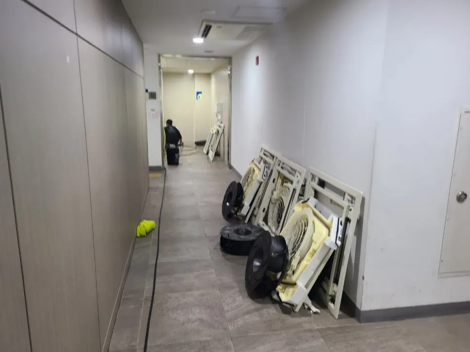 하남 위례 그린파크 푸르지오 주민센터 에어컨 청소 (도시바 에어컨) 사진 2