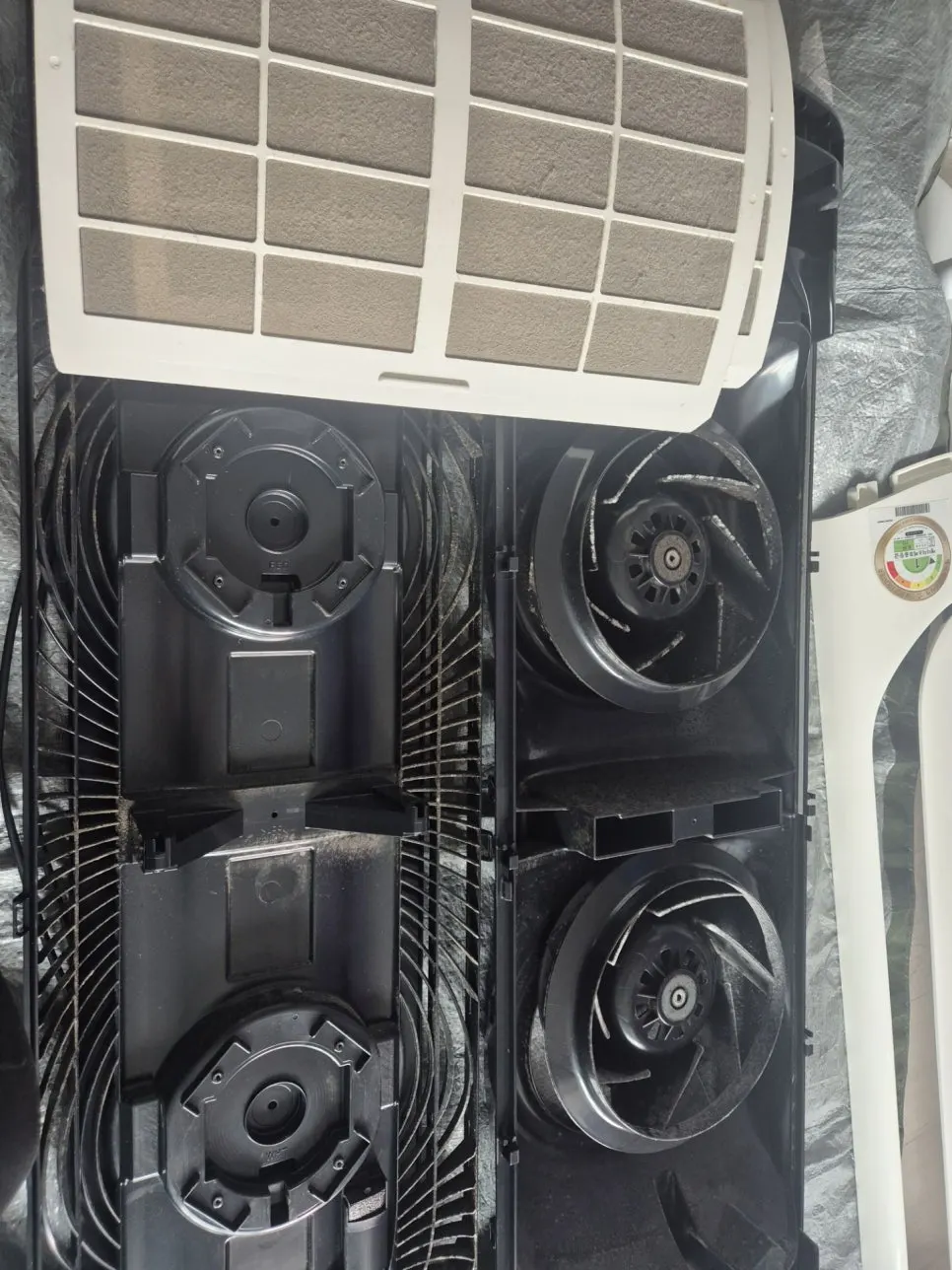 💨🦠 "우리집 에어컨, 겉만 깨끗한 줄 알았죠?" 송파 에어컨 분해청소 라온케어가 해결한 에어컨 '숨겨진 문제' 실제 사례들! (ft. 충격적인 비포&애프터) 사진 9