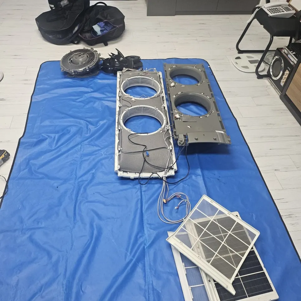 🌫️ 🤢 "우리집 에어컨, 겉은 깨끗한데... '숨겨진 오물 저장소'였다니!" 성남 에어컨 분해청소 라온케어가 진실을 알려드리겠습니다!