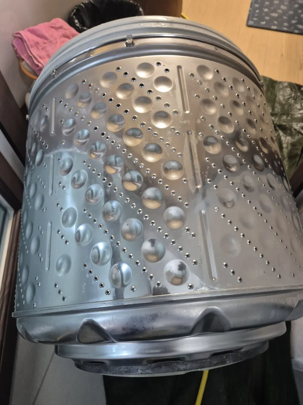 🧼 😖 혹시 세탁 후에도 '미묘한 불쾌감'을 느끼시나요? 점점 쌓이는 세탁기 내부 오염, 이제는 인천 세탁기 분해청소 라온케어가 해결할 때입니다! 사진 6