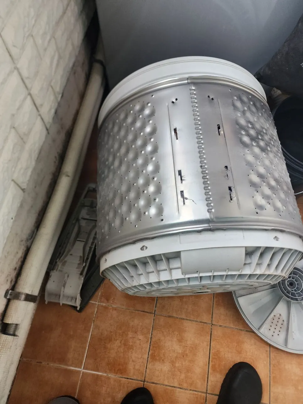 😖 🗑️ "이젠 정말 답이 없을까요?" 빨래 끝판왕 인천 세탁기 분해청소 라온케어가 해결하는 '세탁 후에도 지워지지 않는 얼룩' 사진 5
